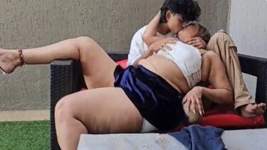 Beautiful Big-Ass Milf in Aunty Sex Photos