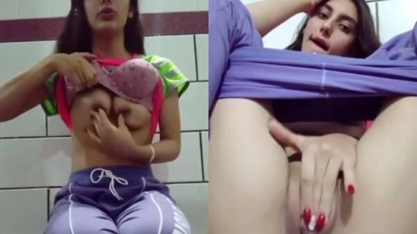 College girl moans Hindi Aunty Sex Video loudly