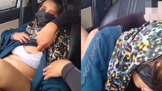 Faisalabad Girl’s Car Romance