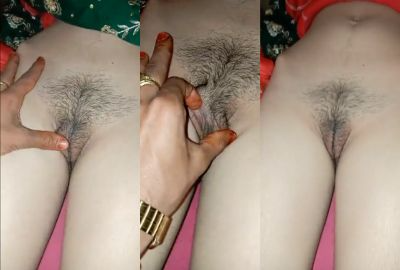 Husband licks wife’s Desi Hindi Sex pussy