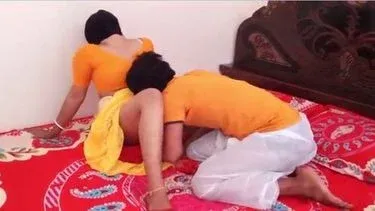 Pandit Fucks Beautiful Desi Xx Bhabhi’s Pussy