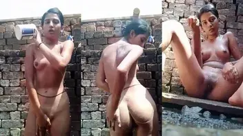 Village Maal’s Naked Anty Sex Photo