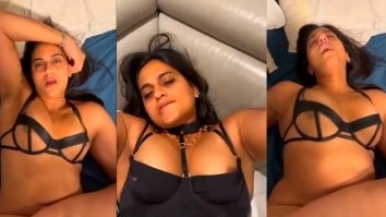 Wild Slutty Lady Fucks in Lingerie